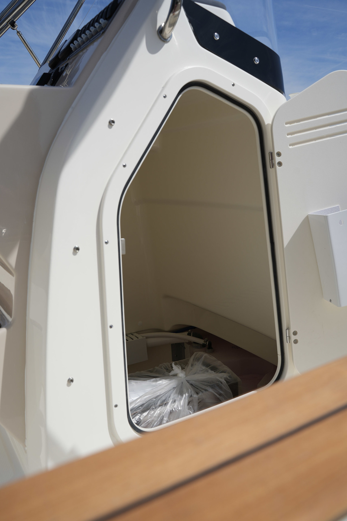 Boston Whaler 210 Montauk