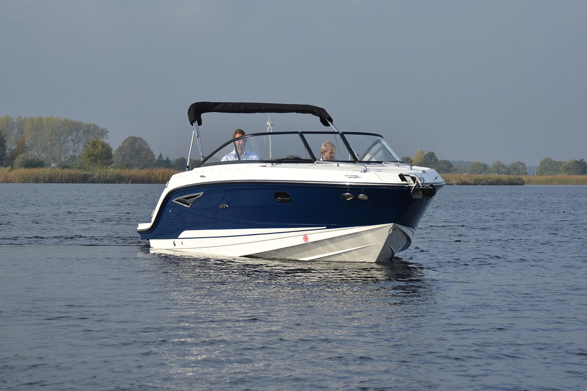 Sea Ray Sun Sport 250