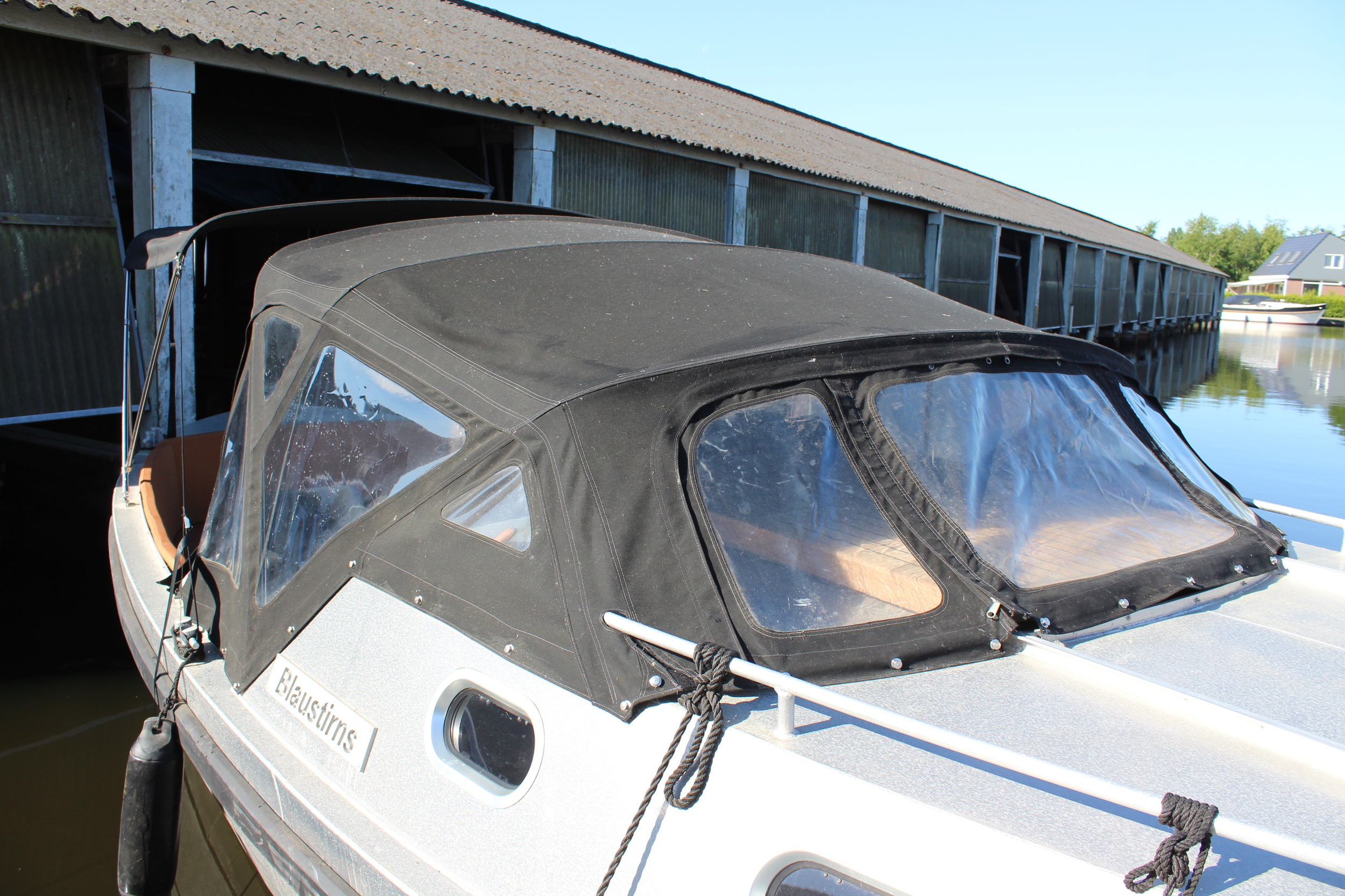 Black Fish Cabin 850 XL