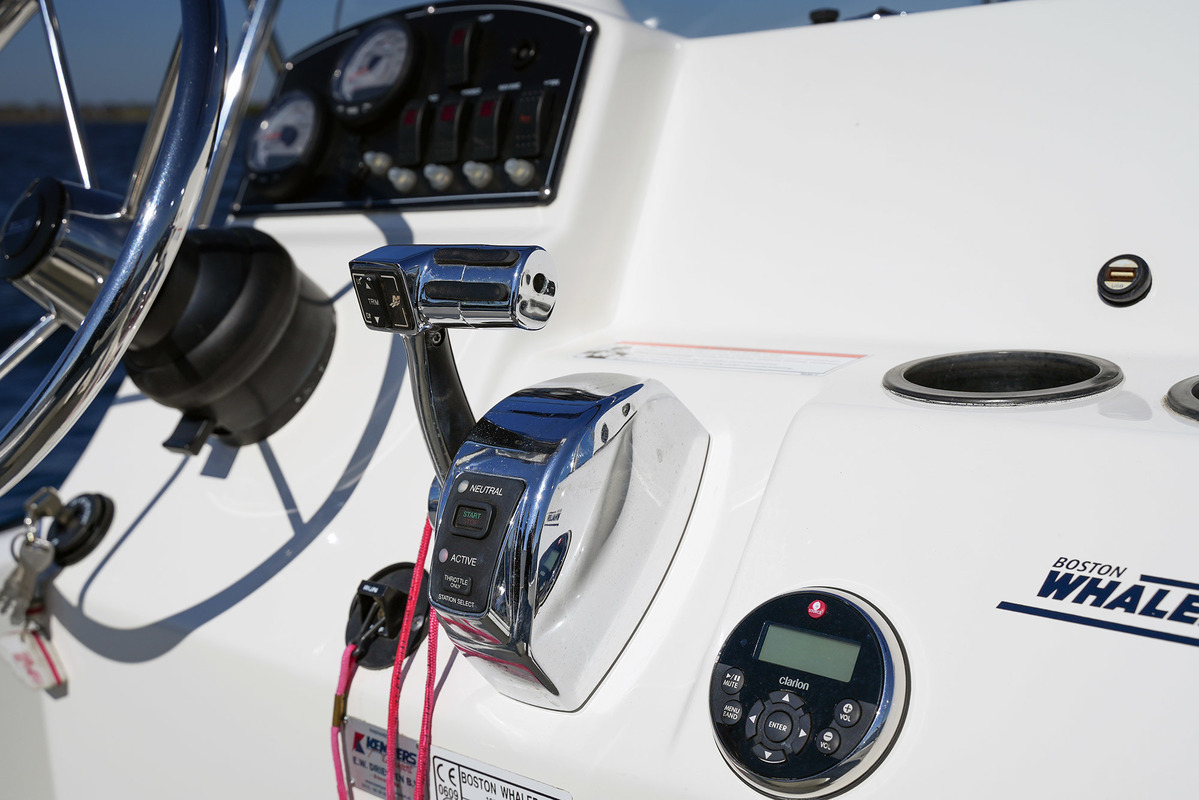 Boston Whaler 190 Montauk
