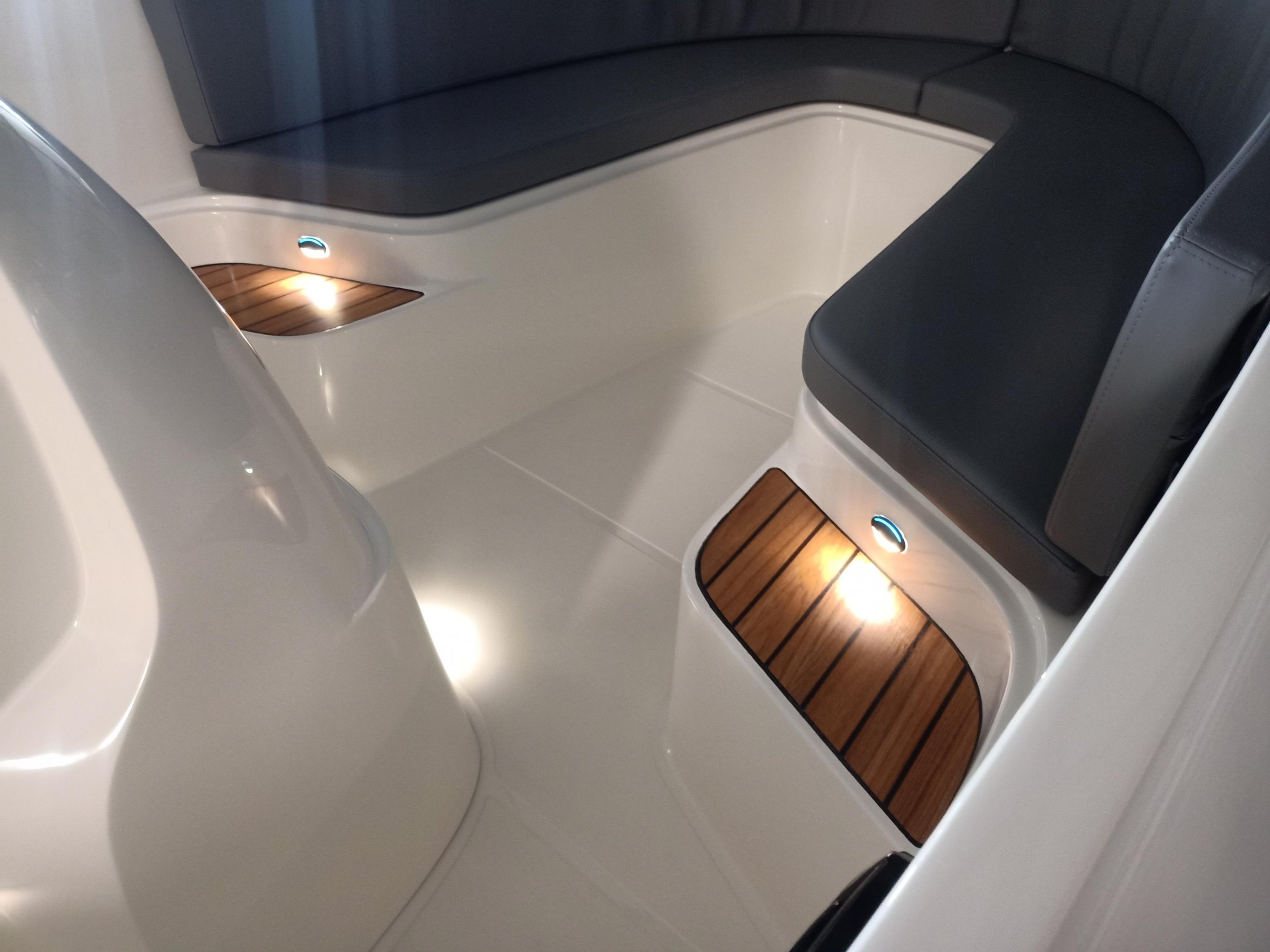 Oud Huijzer 471 Tender