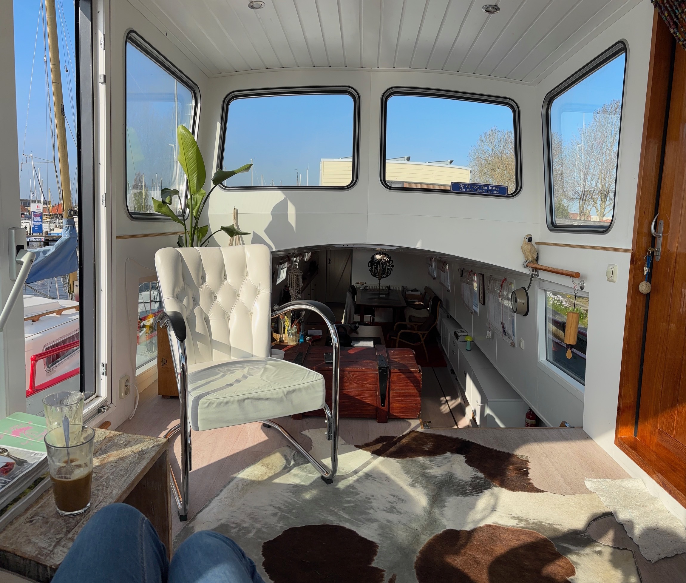 Woonboot 19.00 Geen Ligplaats