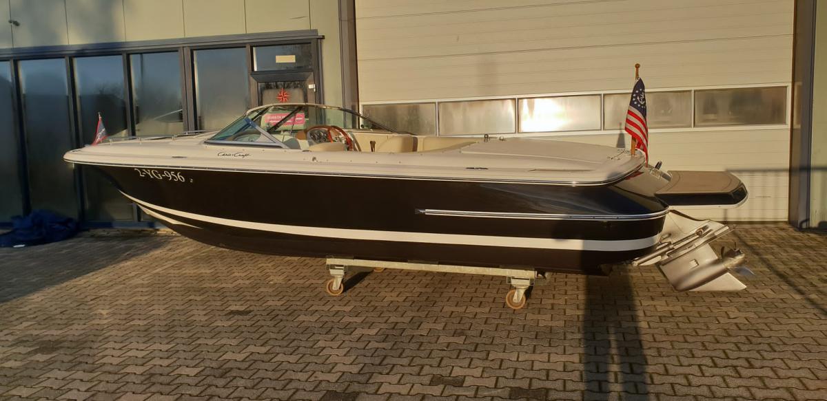 Chris Craft 22 Lancer Rumble