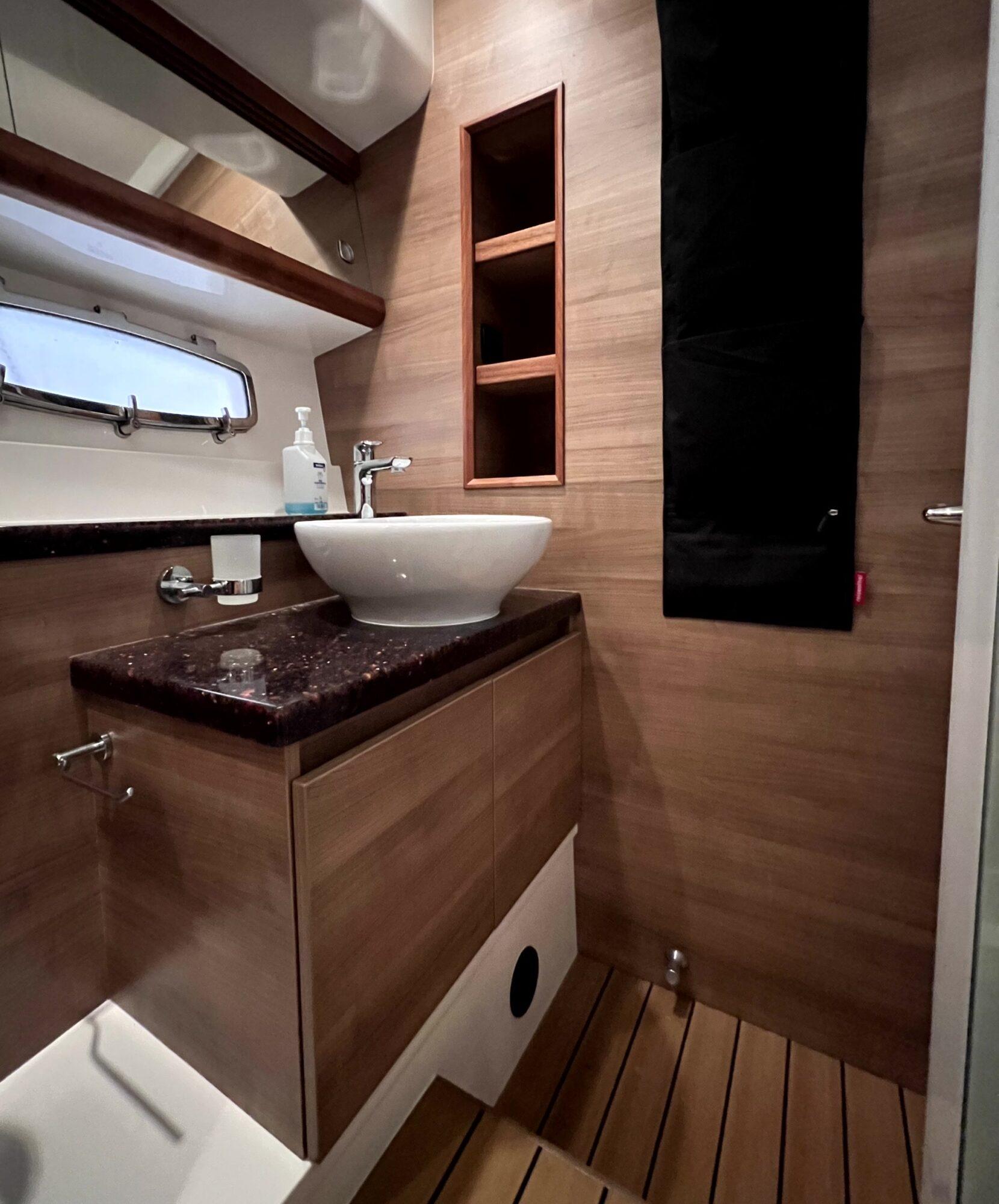 Sealine Sealine F 42 Flybridge