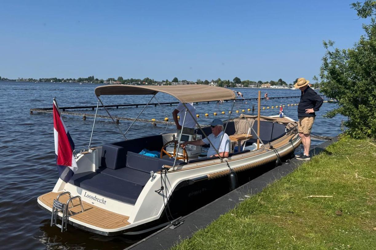 Interboat Intender 820