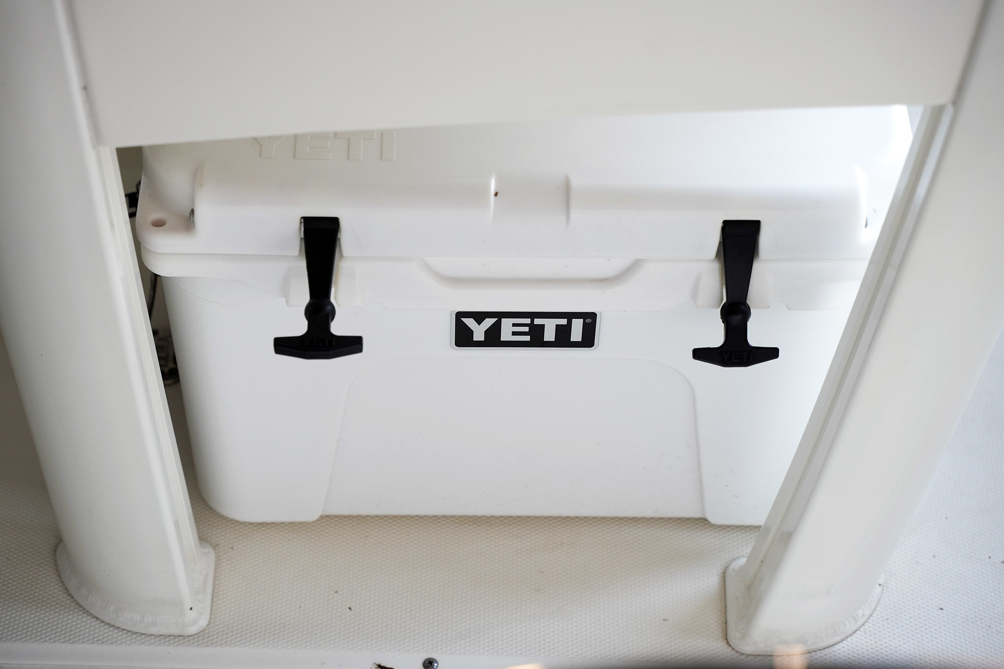 Boston Whaler 270 Dauntless