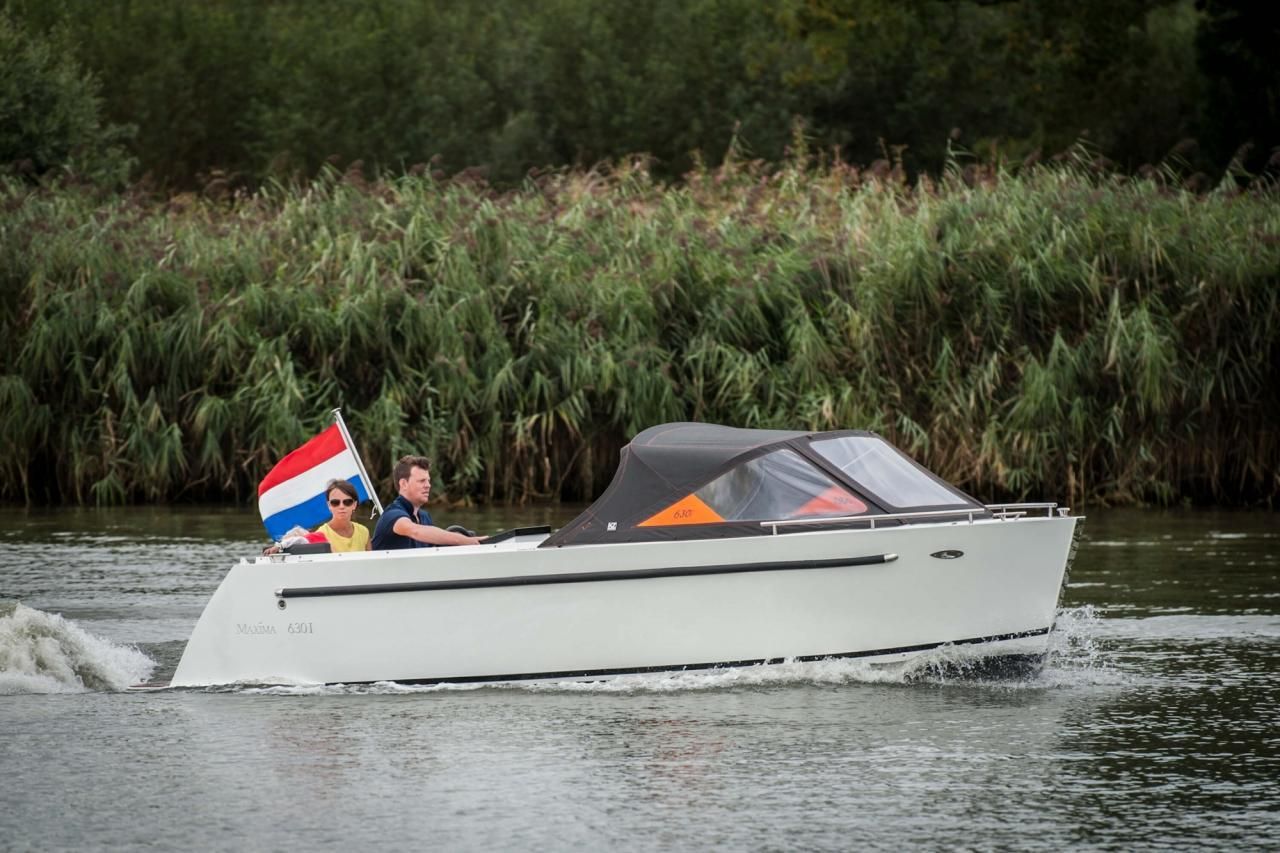 Maxima 730 tender