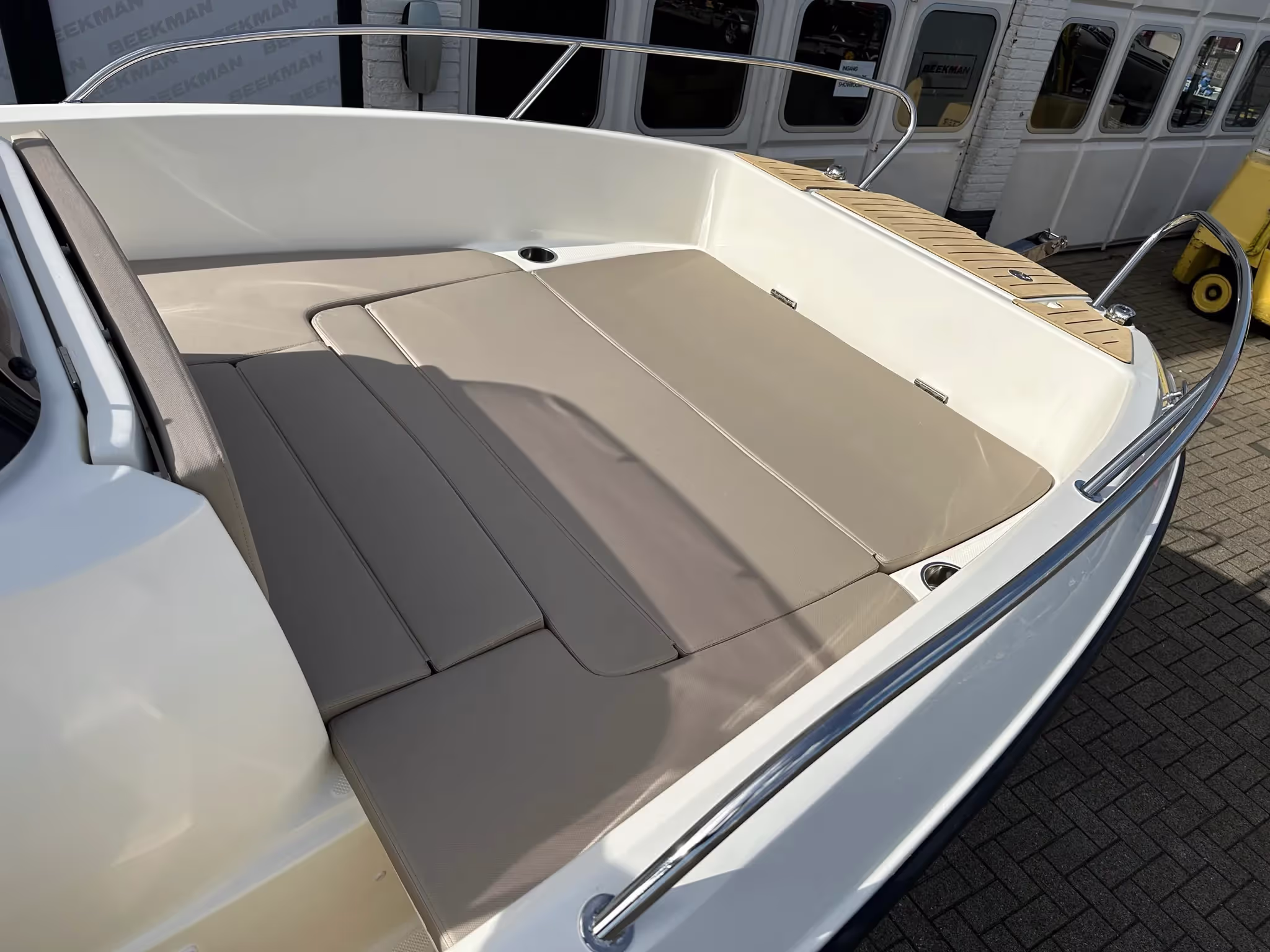 Quicksilver 605 Open