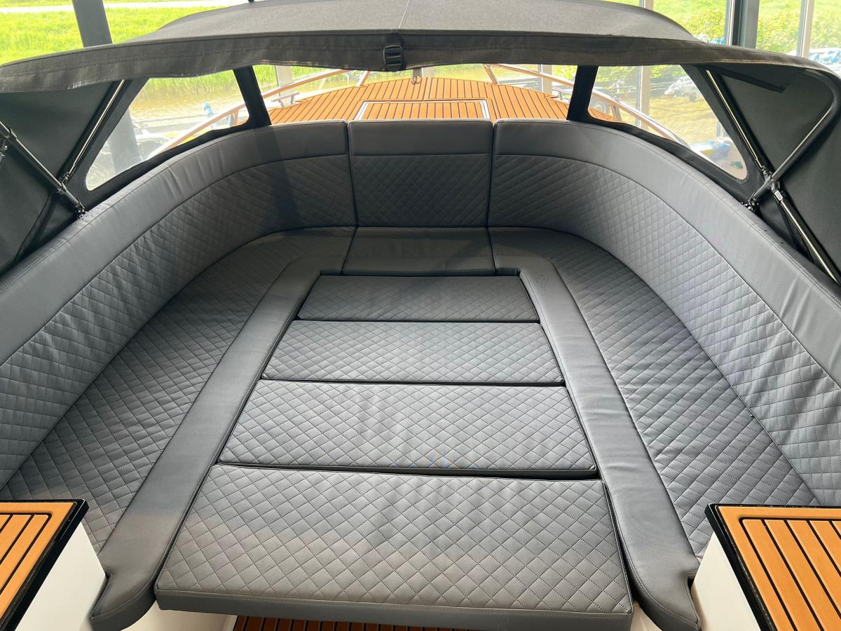 Clever 73 Tender eindejaars aanbieding!