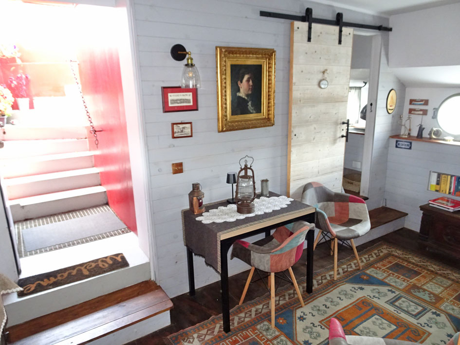 Spits Varend Woonschip 30.53 met UBC