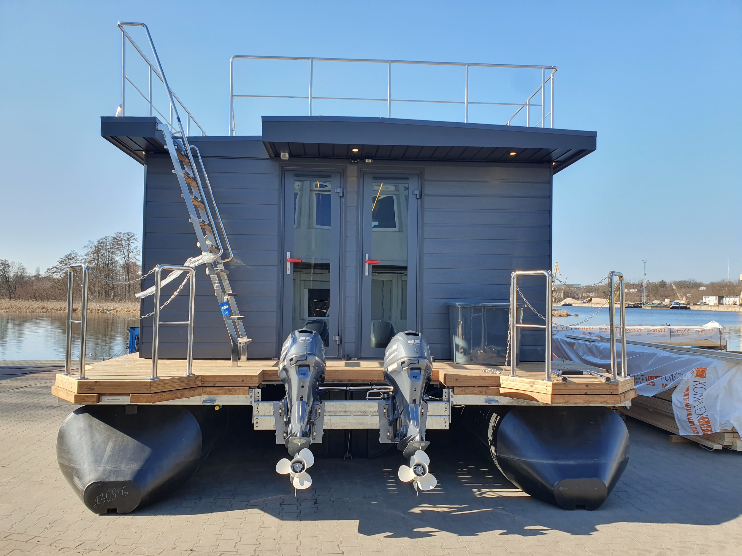 La Mare Houseboat Apartboat XXL - NEW