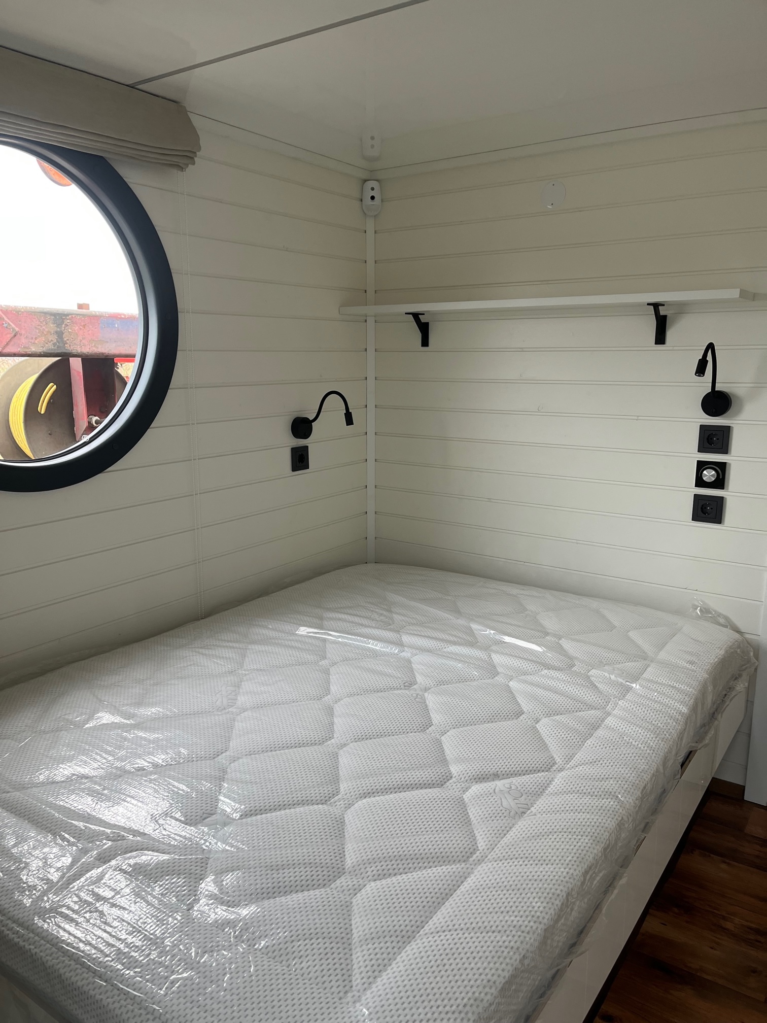 Nordic Season Houseboat NS 40 Eco 36m2