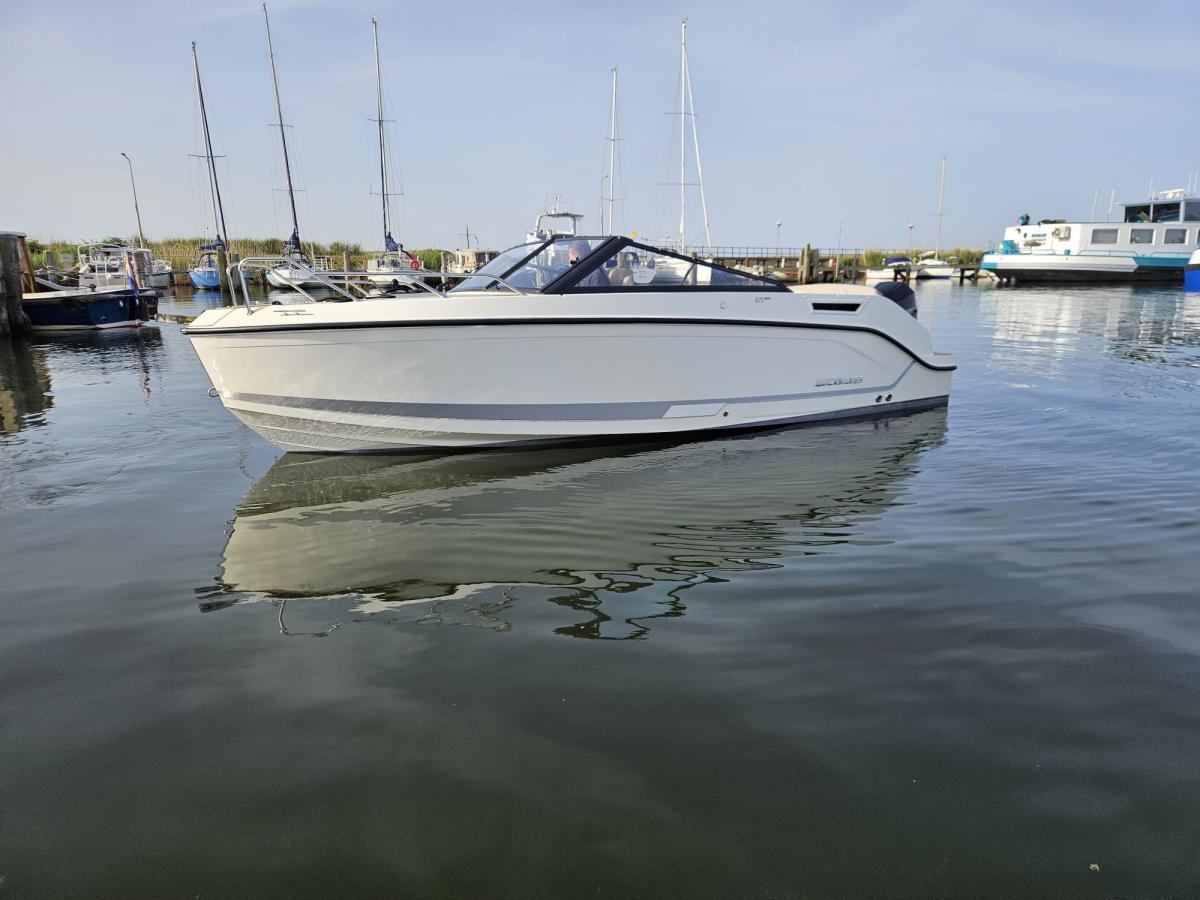 Quicksilver 675 Activ Cruiser