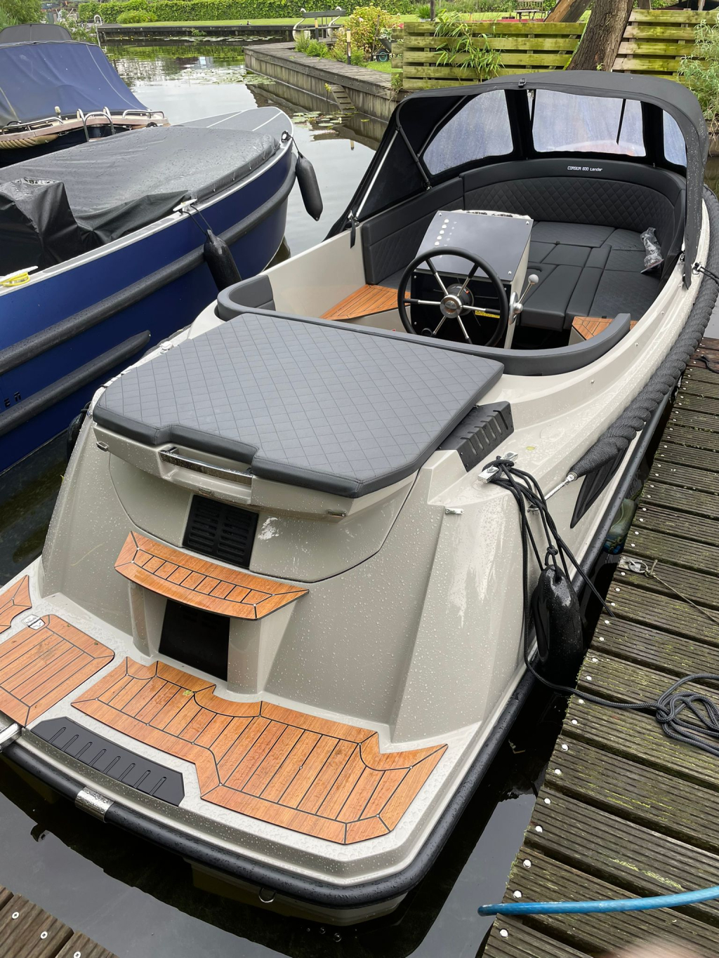 Corsiva 600 tender DEMO vaarklaar verkocht