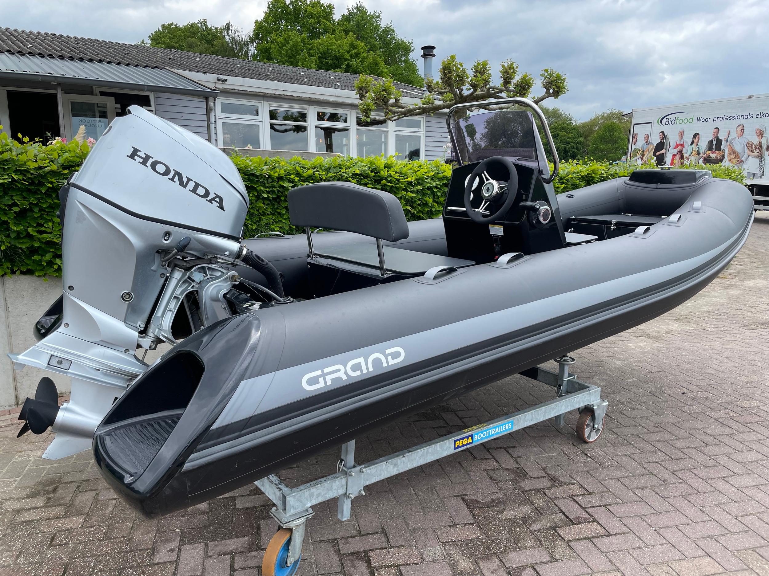 Grand S470NL Silver Line (bj 2020)