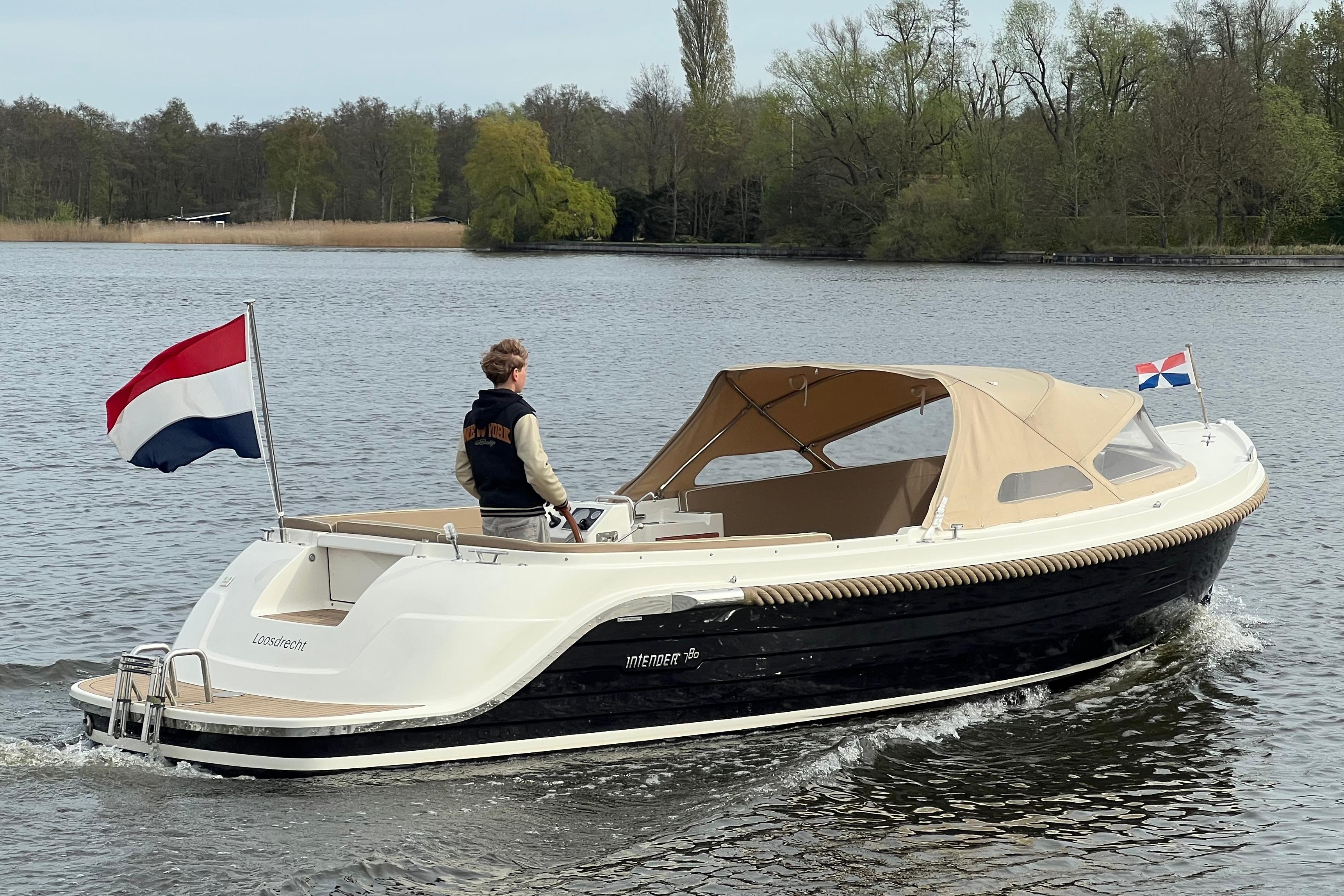 Interboat Intender 780