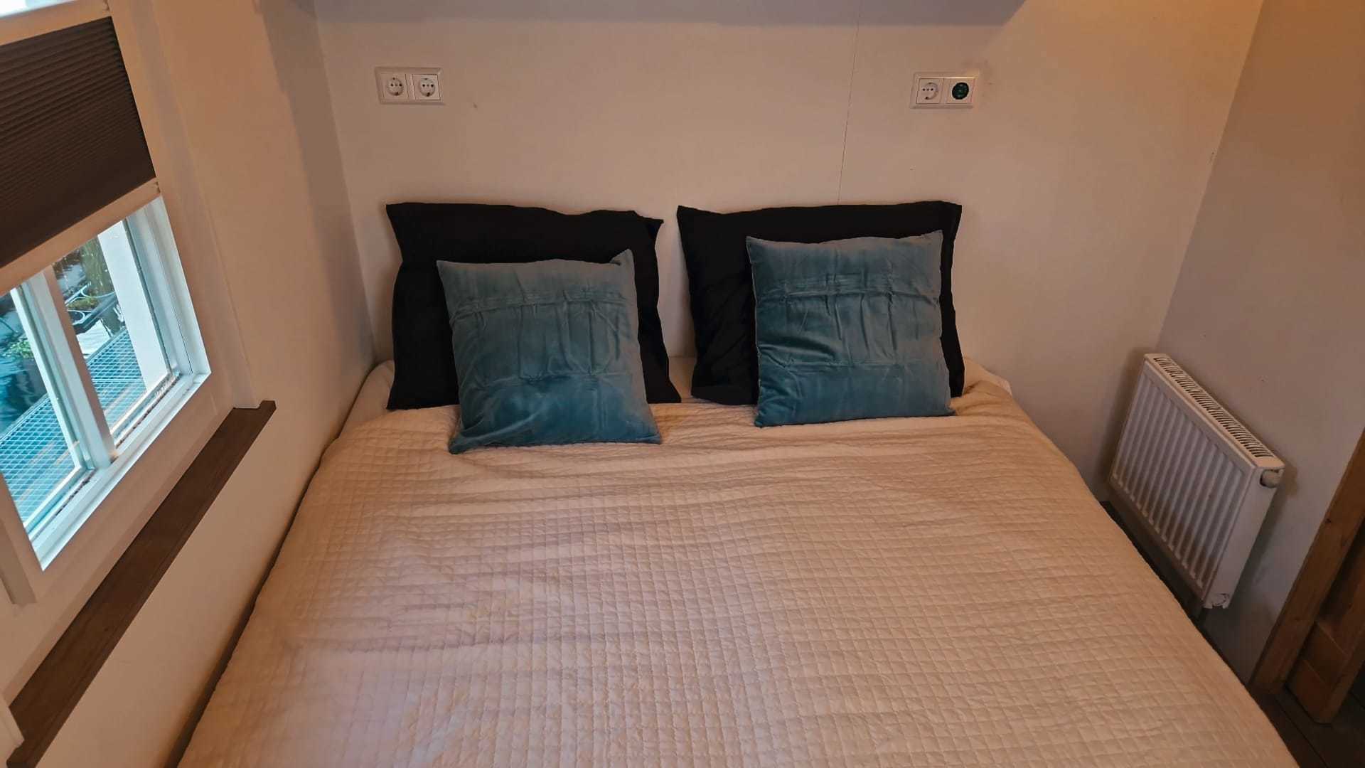 HOMESHIP Houseboat In AMSTERDAM -ZUID VaarChalet 1250D Luxe Goed Varende Houseboat