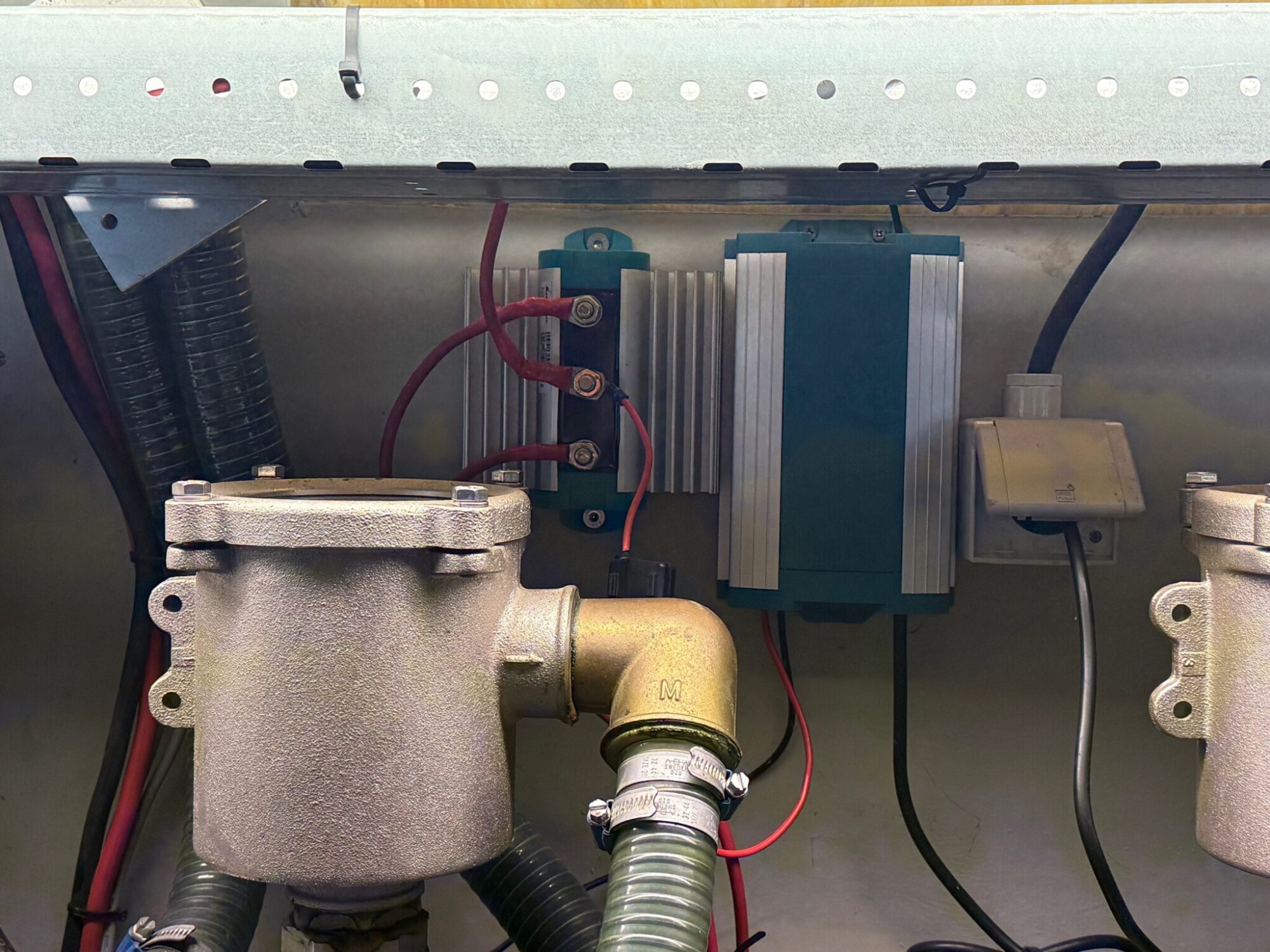 Van Vossen Parade 12.70 AK Exclusive