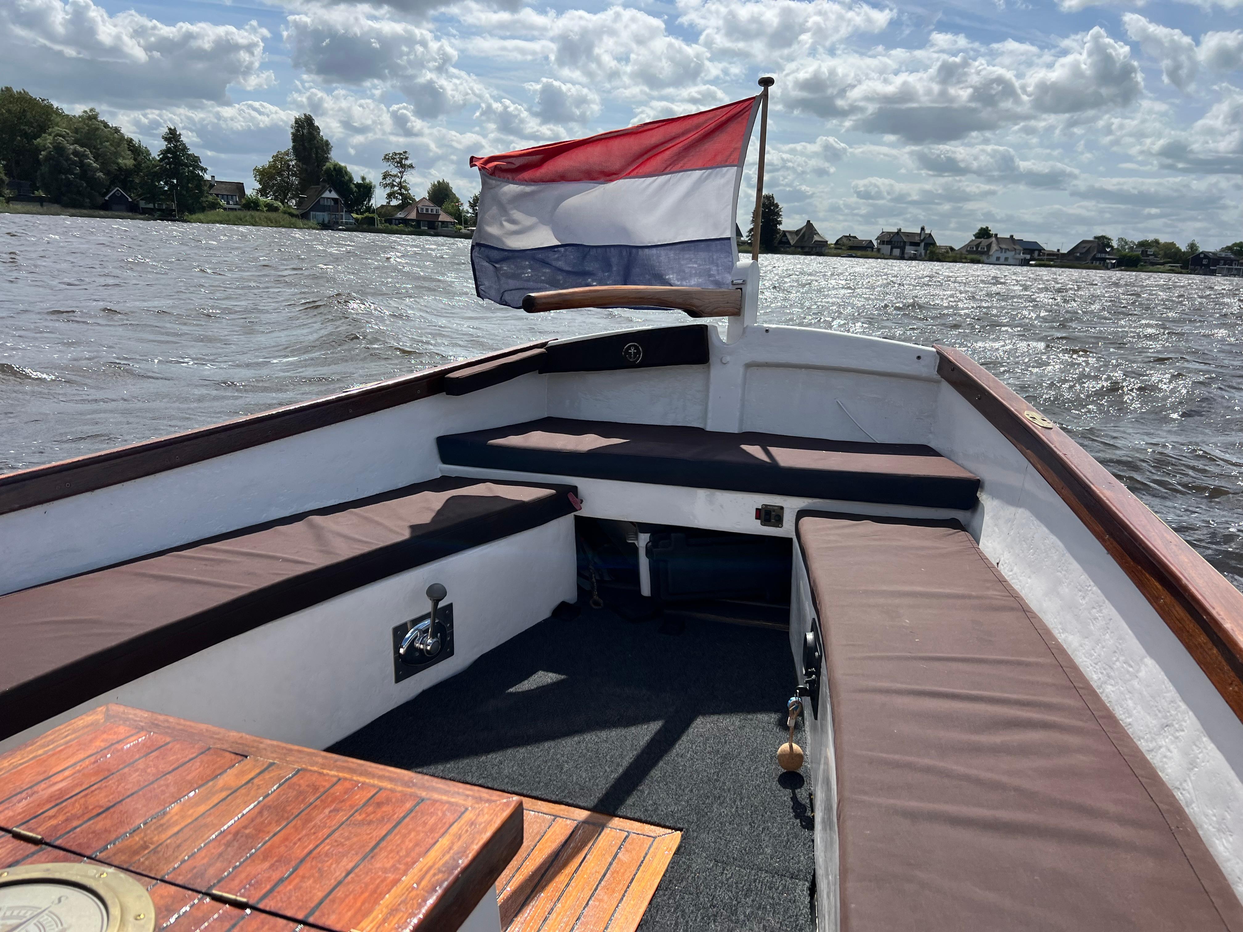 Sloep Reddingssloep 600