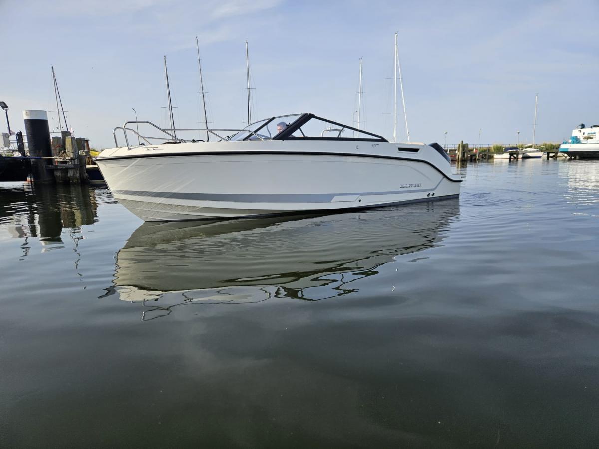 Quicksilver 675 Activ Cruiser