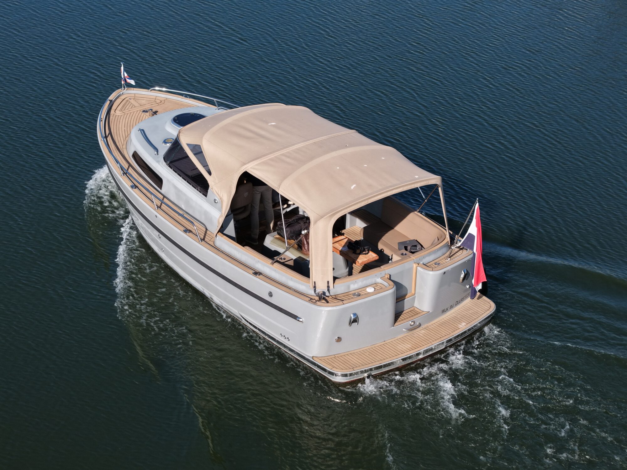 Antaris Seventy7 Cabin