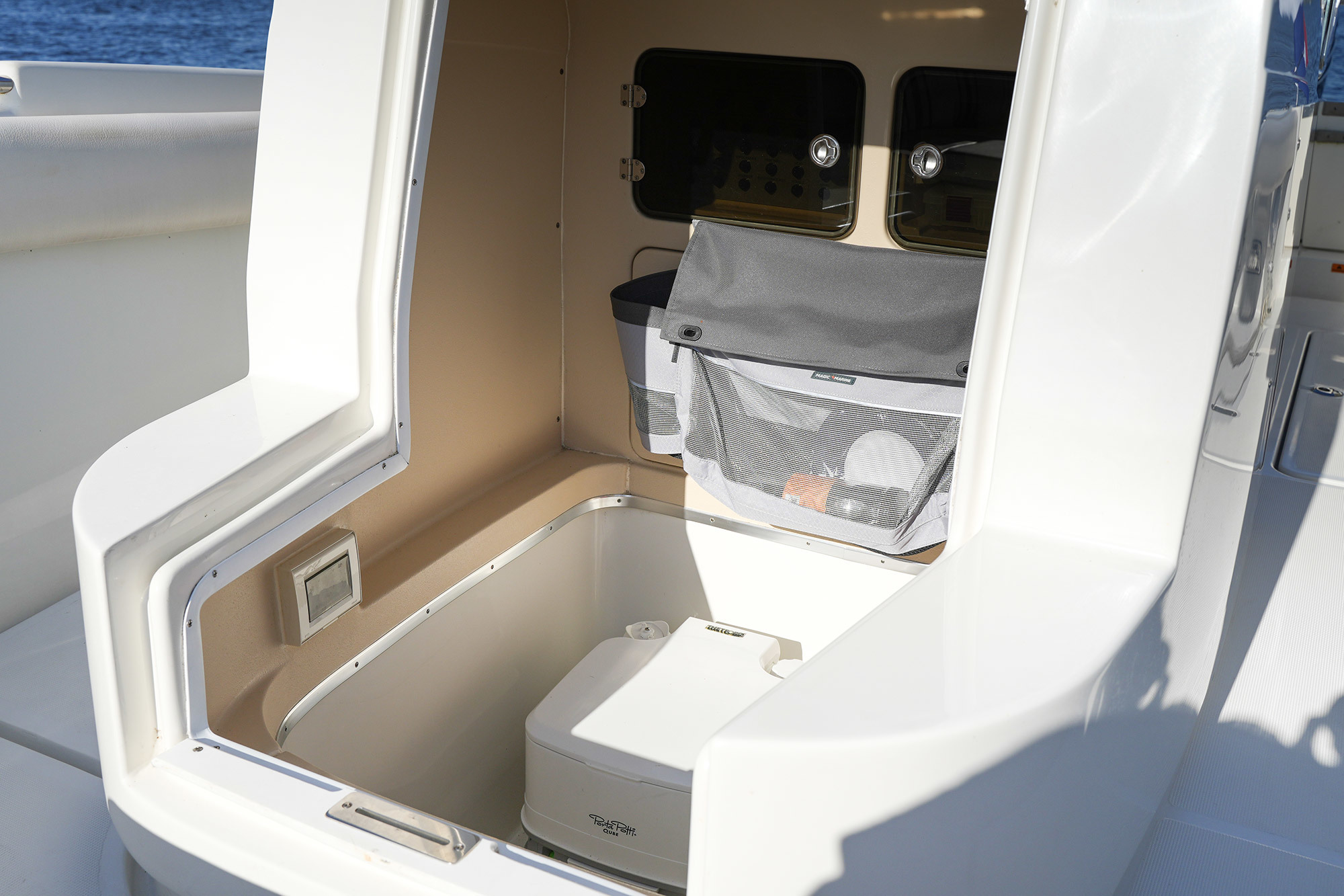 Chris-Craft Catalina 23