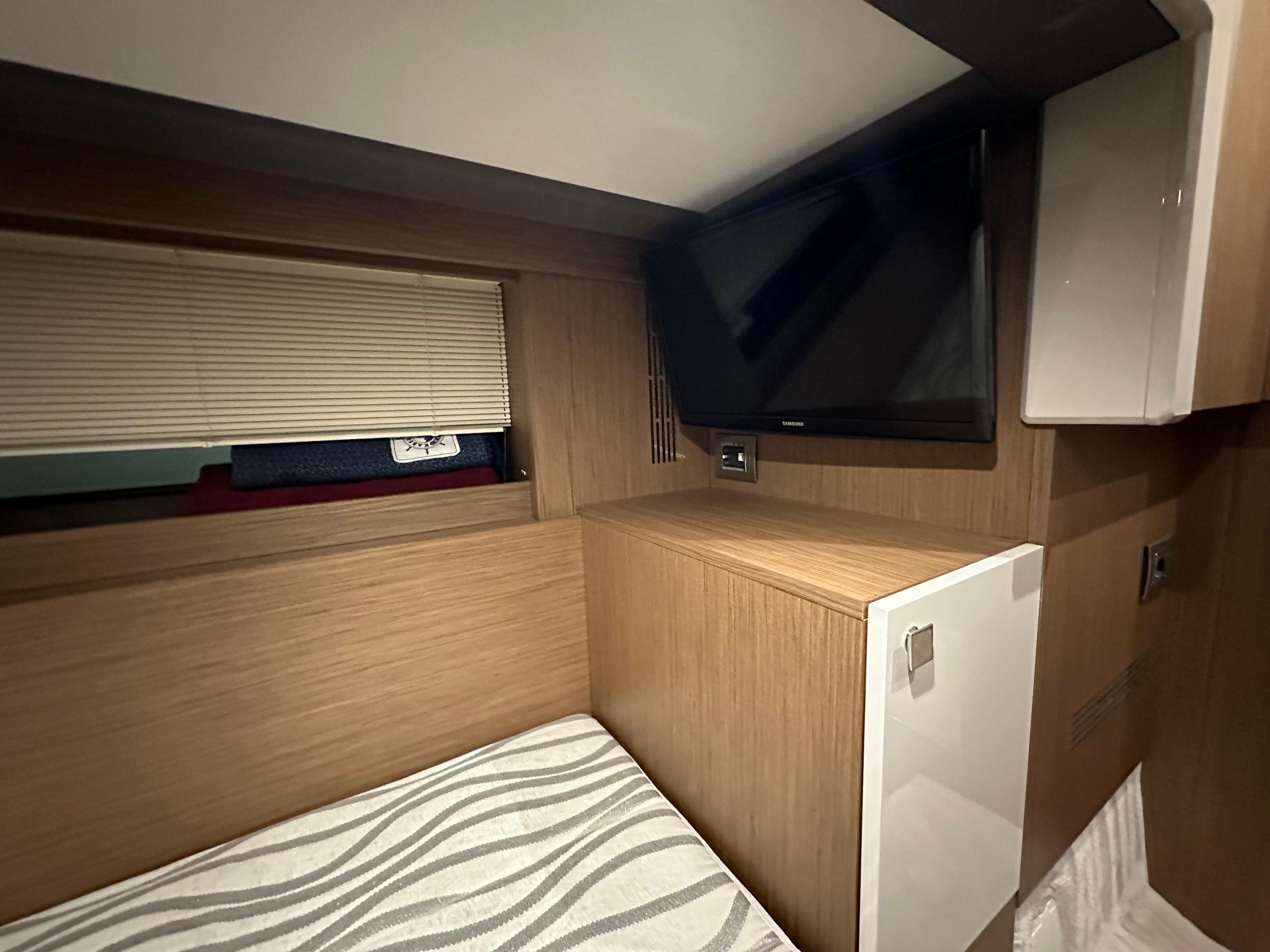 Cranchi T43 Eco Trawler Long Distance