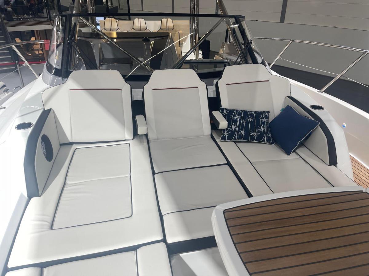 Jeanneau Cap Camarat 12.5-WA