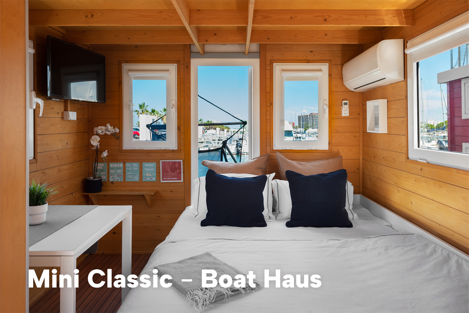 Boat Haus Mediterranean 6x3 Classic Houseboat