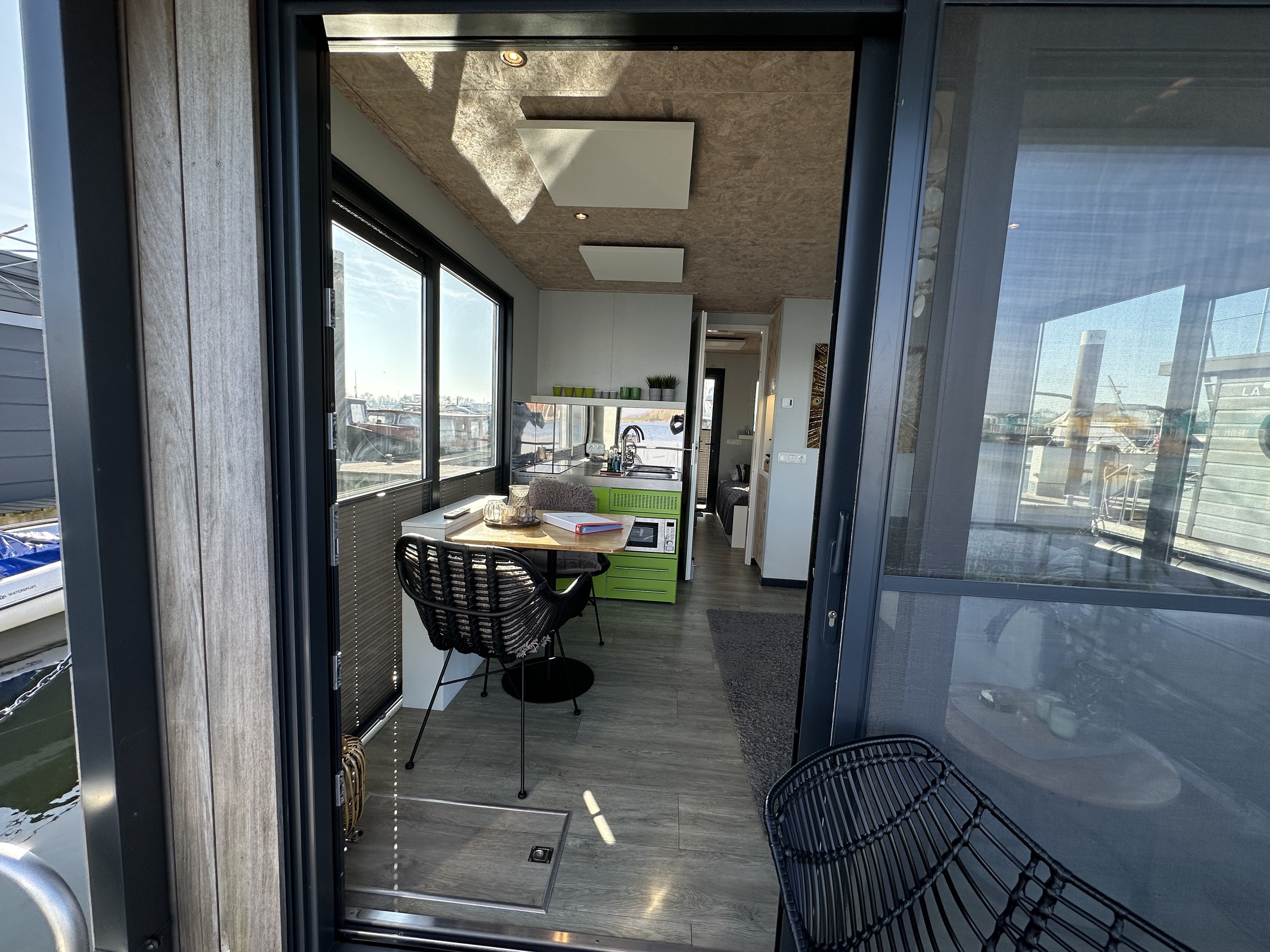 Gielissen Marin Home 32 Tiny Houseboat