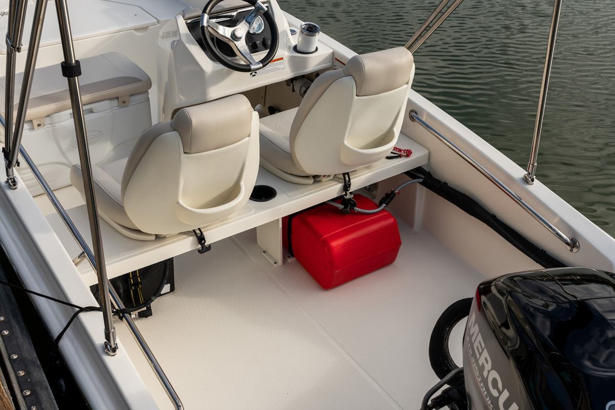 Boston Whaler 130 Super Sport