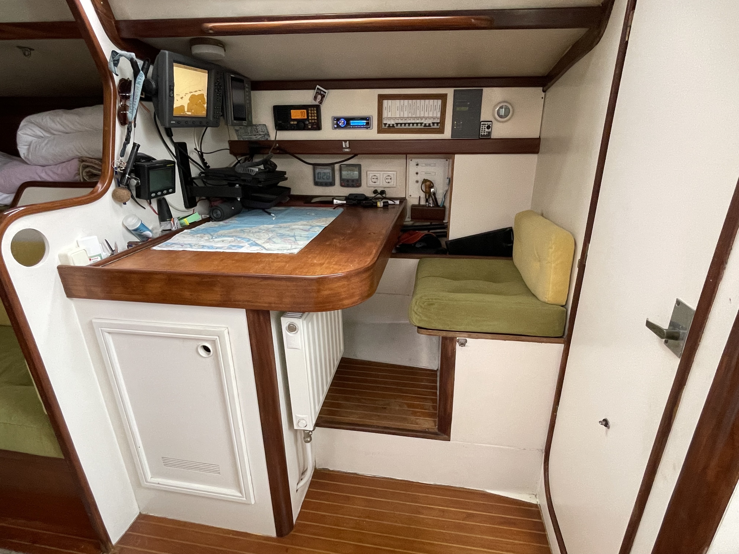Beneteau First 42
