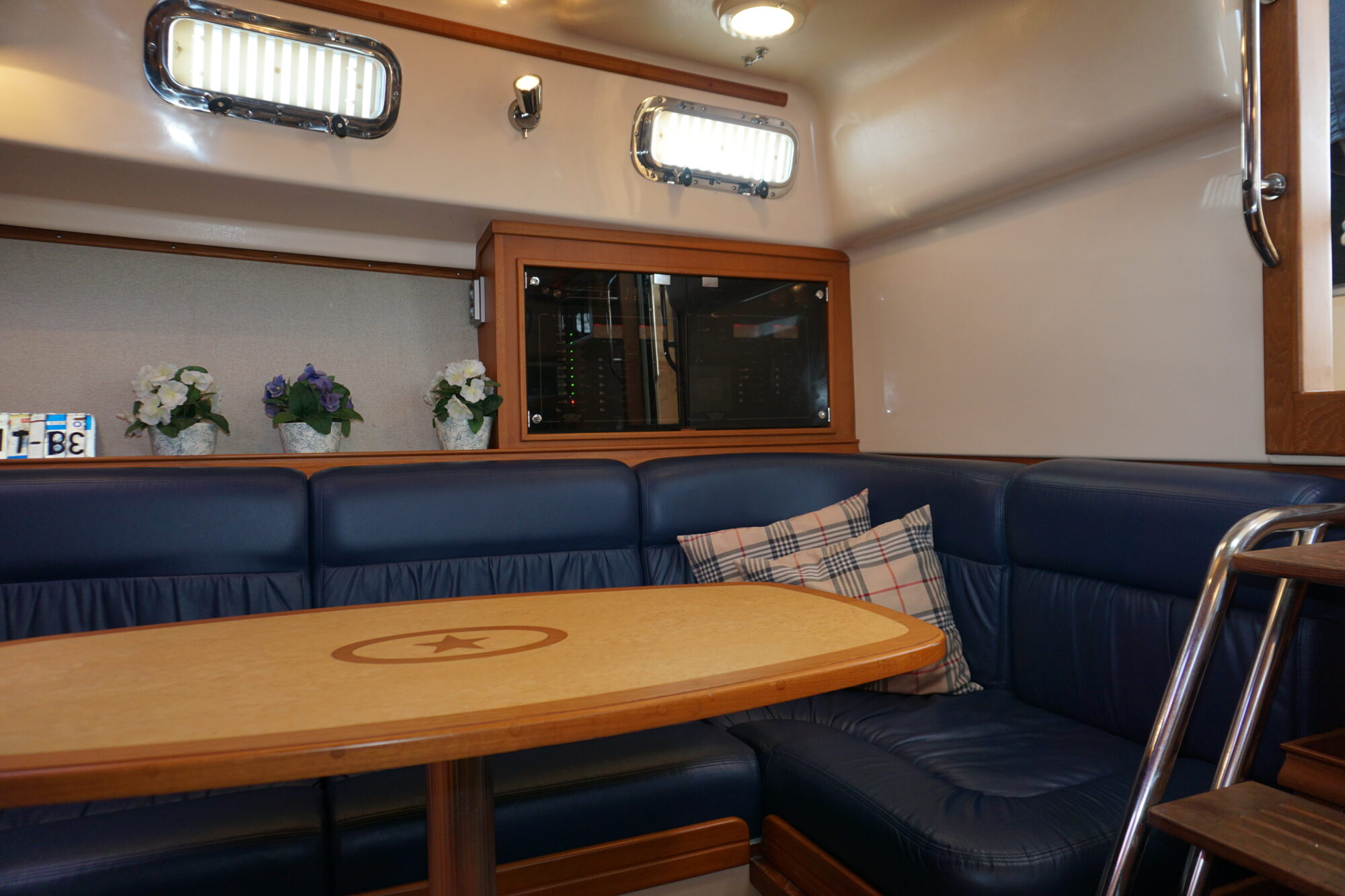 Island Packet Craft 360 Express