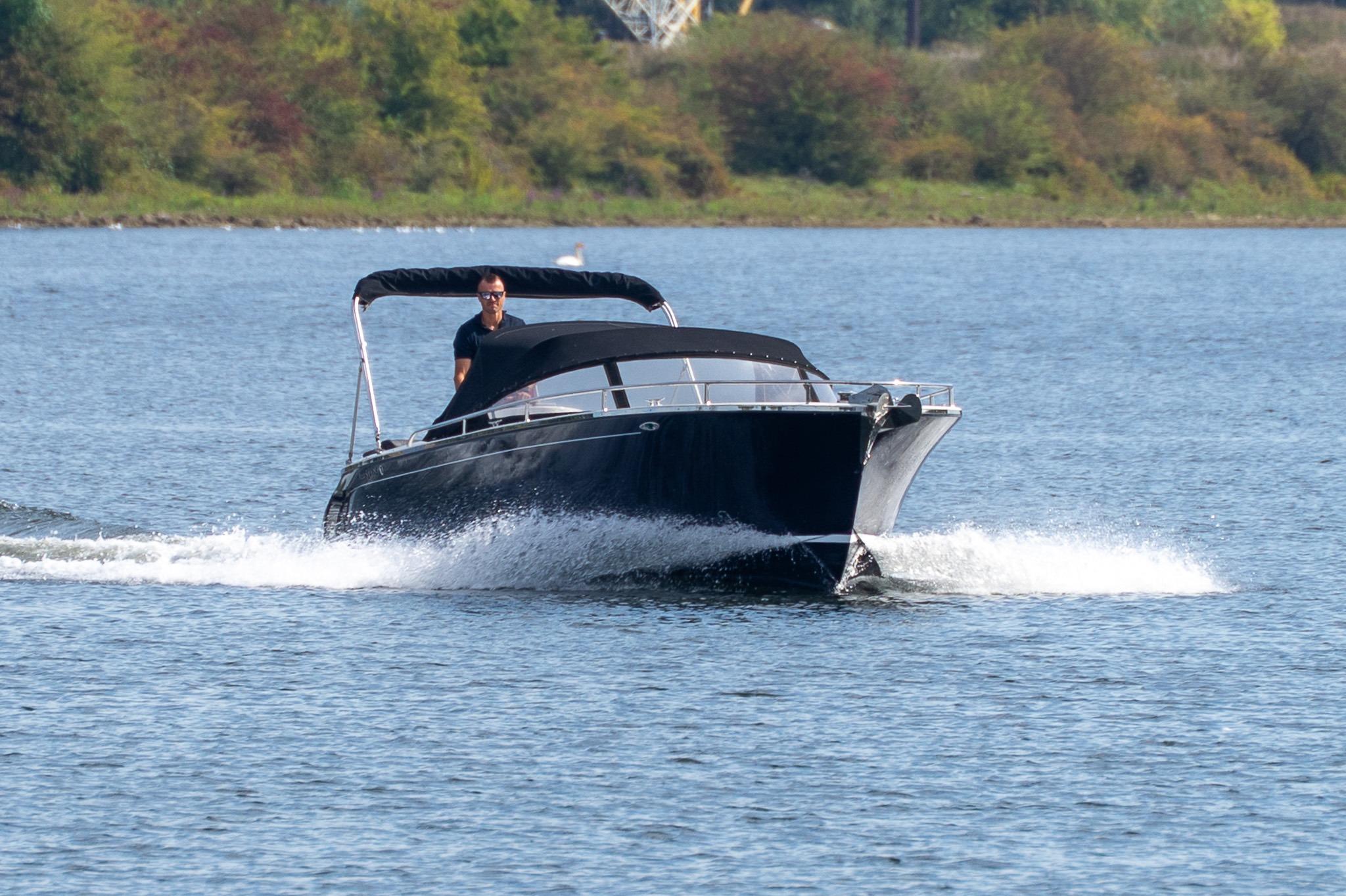 Tender Nauta Spirit 28 Cabin