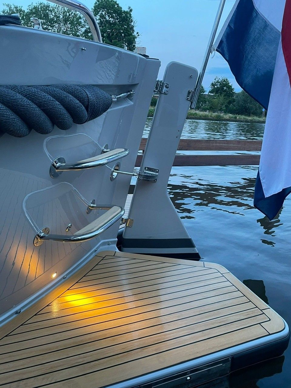 Seafury 900 Soft-top