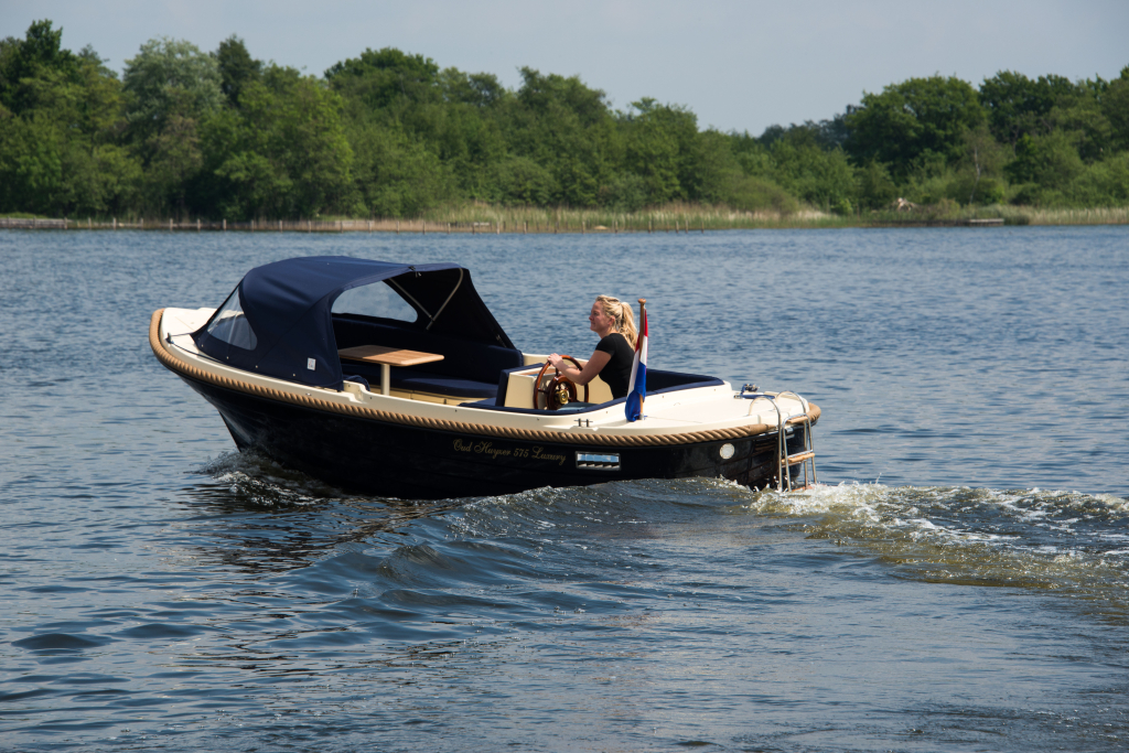 Oud Huijzer 575 Luxury DEMO Loosdrecht 7-dagen open