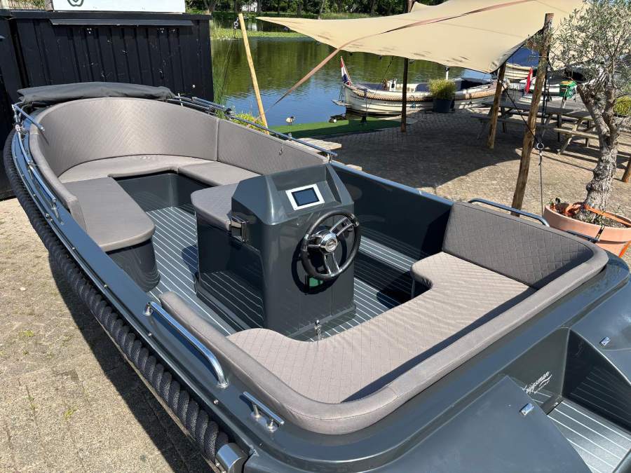 Lifestyle  E tender 570 verkocht