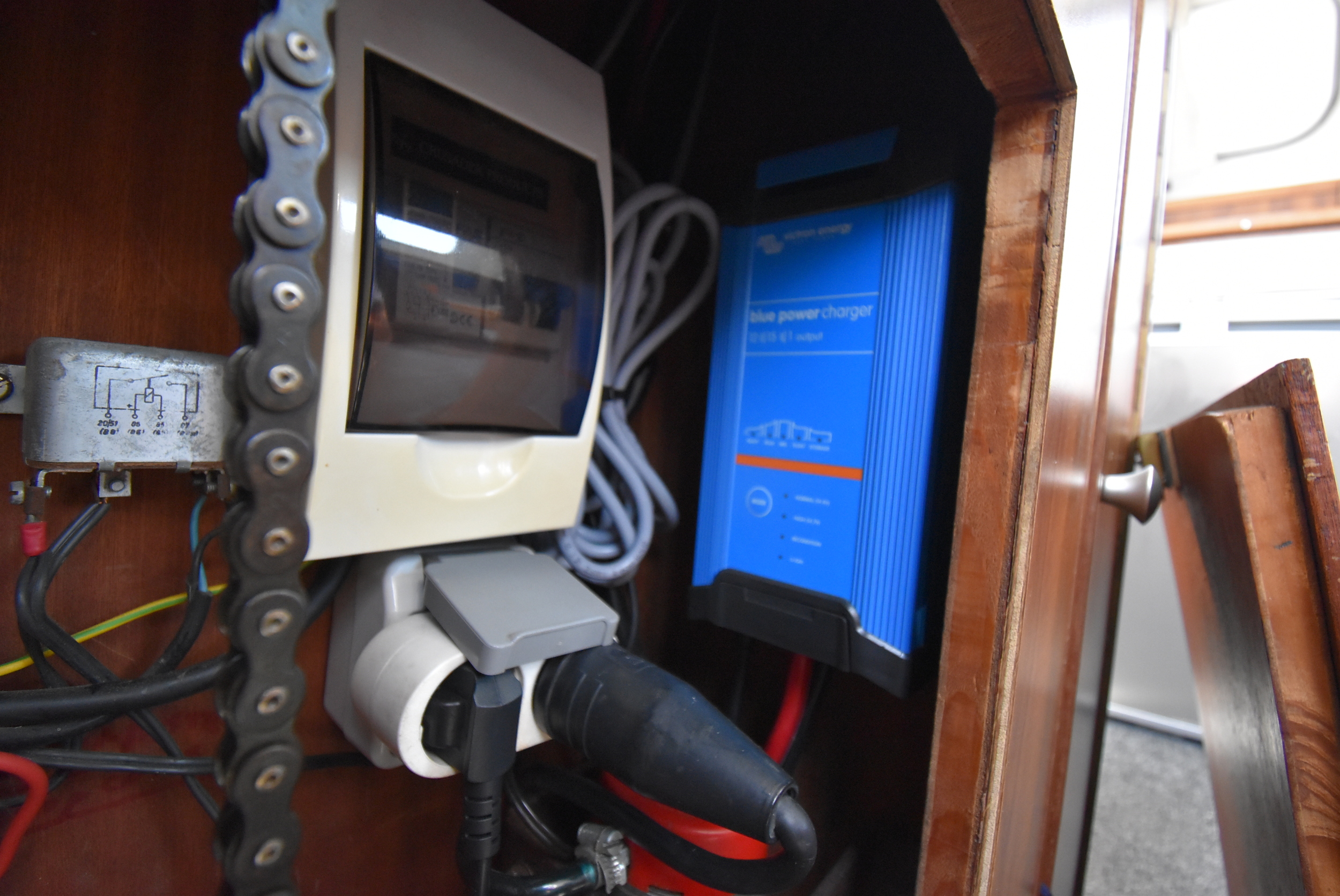 Motorkruiser One Off 9.70 AK