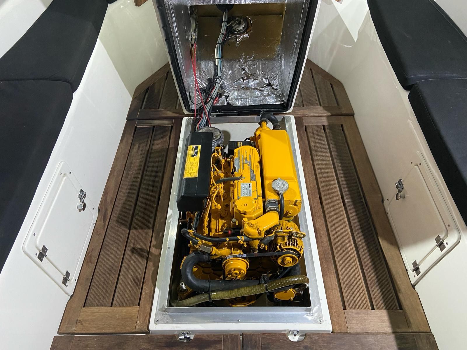 Seafury 700