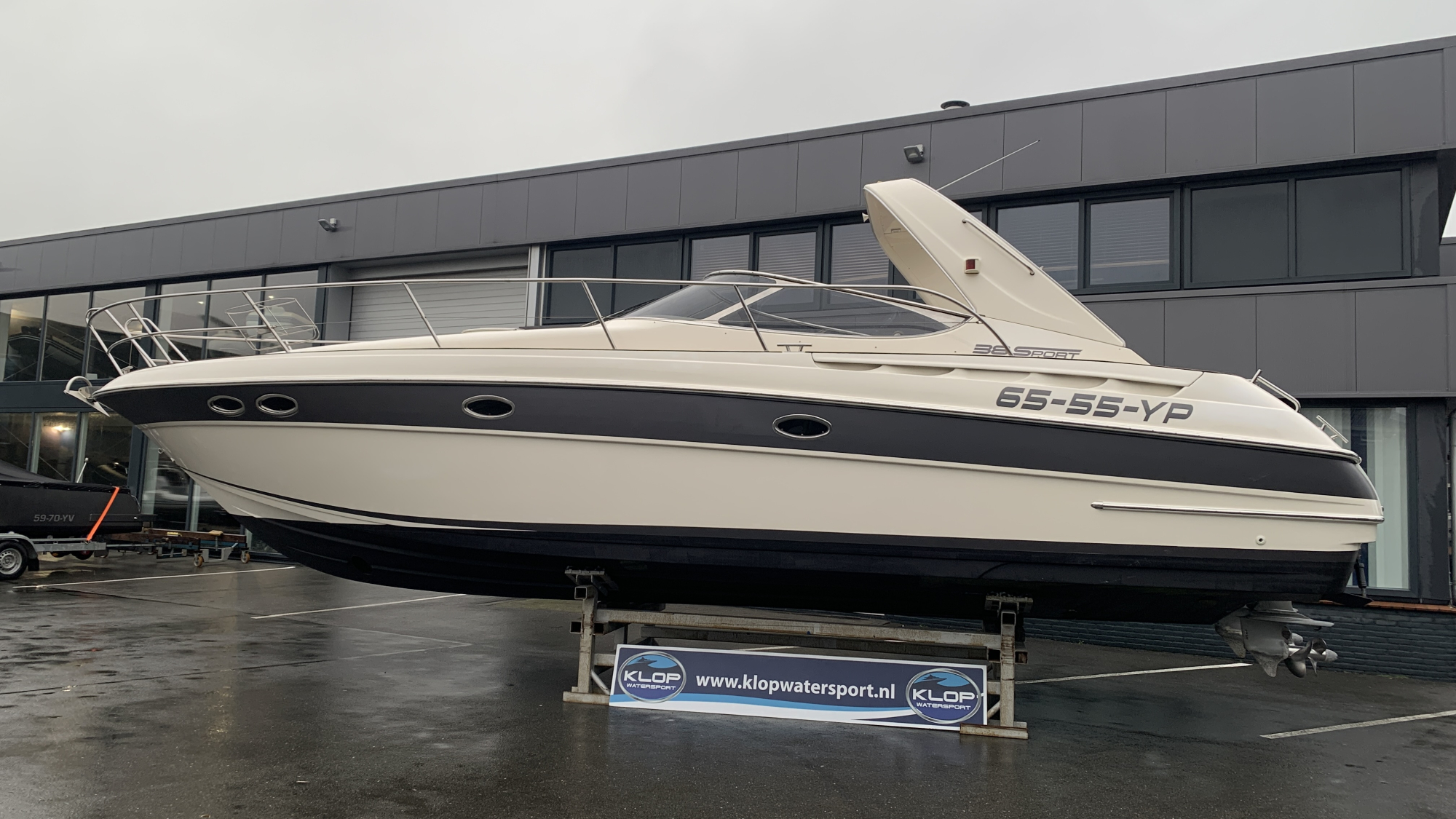 Bavaria 38 Sport met 2 x Volvo Penta 243 pk