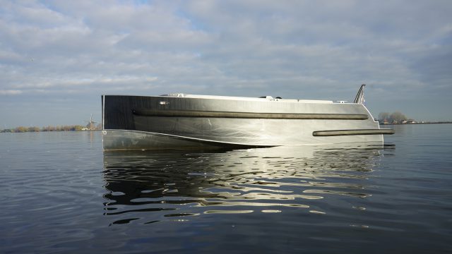 Van Vossen 650 Plugin-E-Tender ZONDAGS GEOPEND