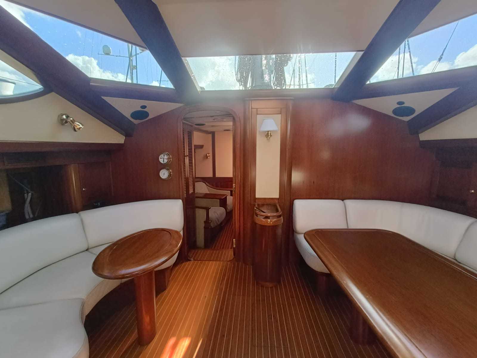 Lagoon Royal Classic 66