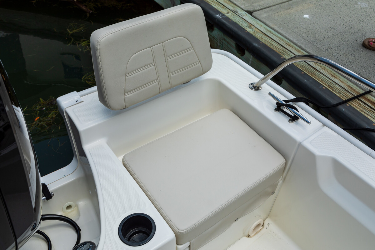 Boston Whaler 190 Montauk