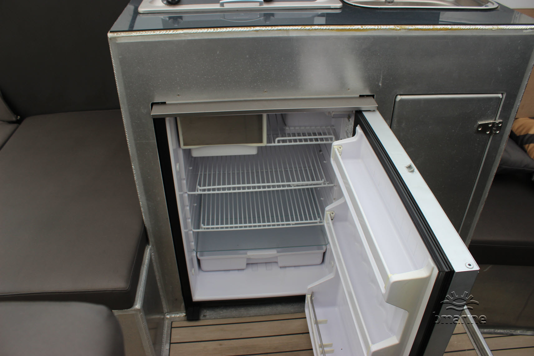 Van Vossen Tender Cabin 1000