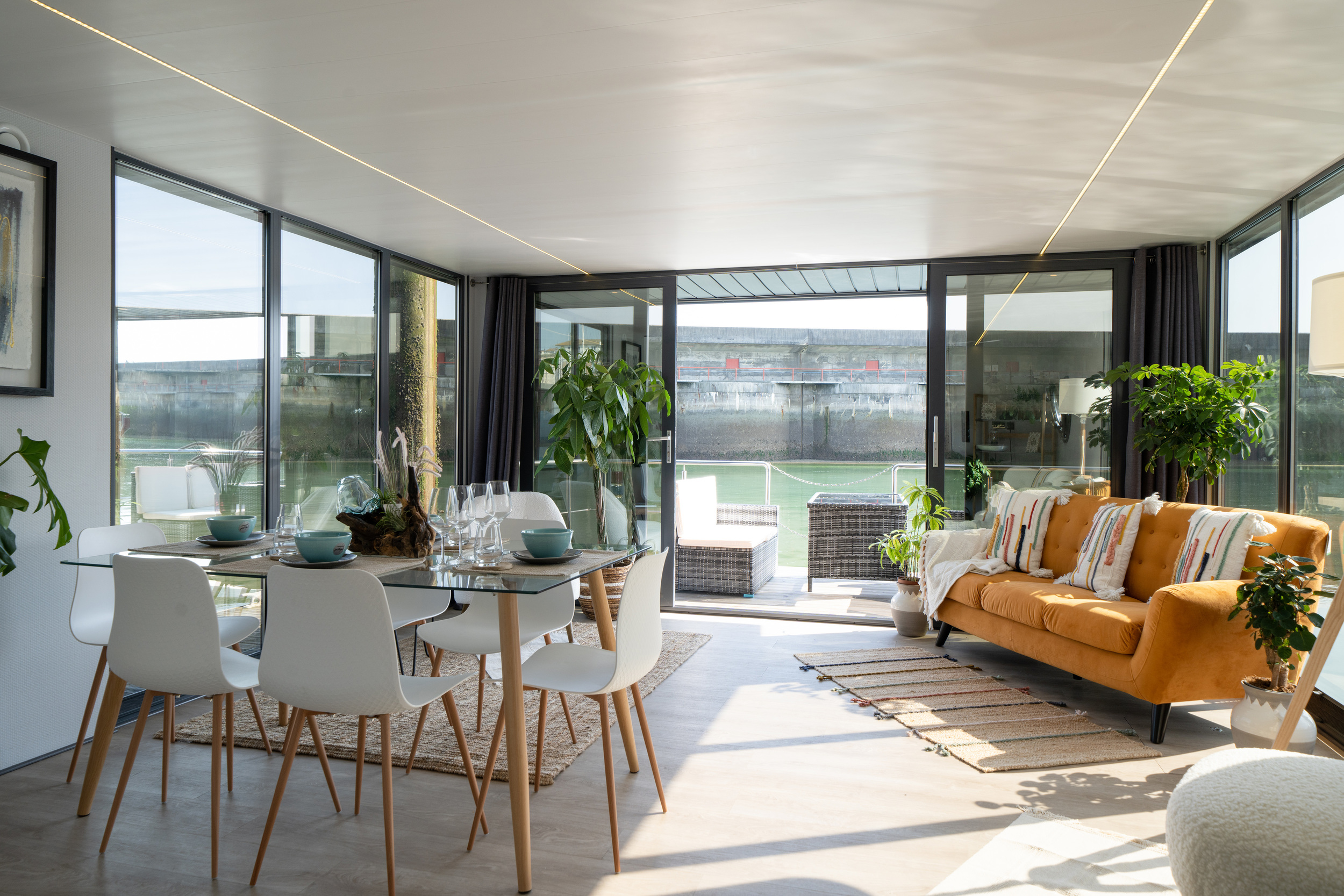 La Mare Houseboat Apartboat XXL - NEW