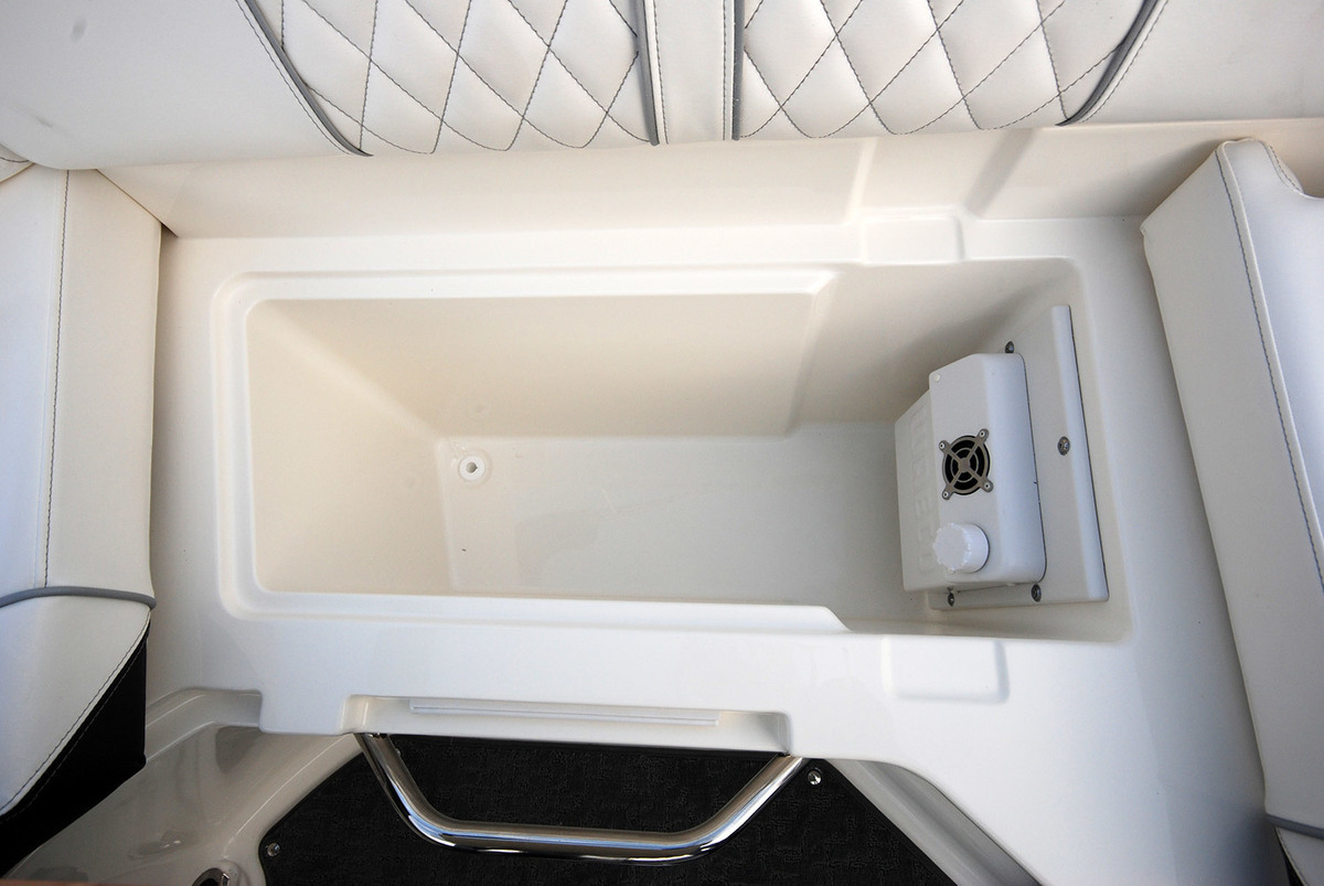 Sea Ray Sun Sport 250