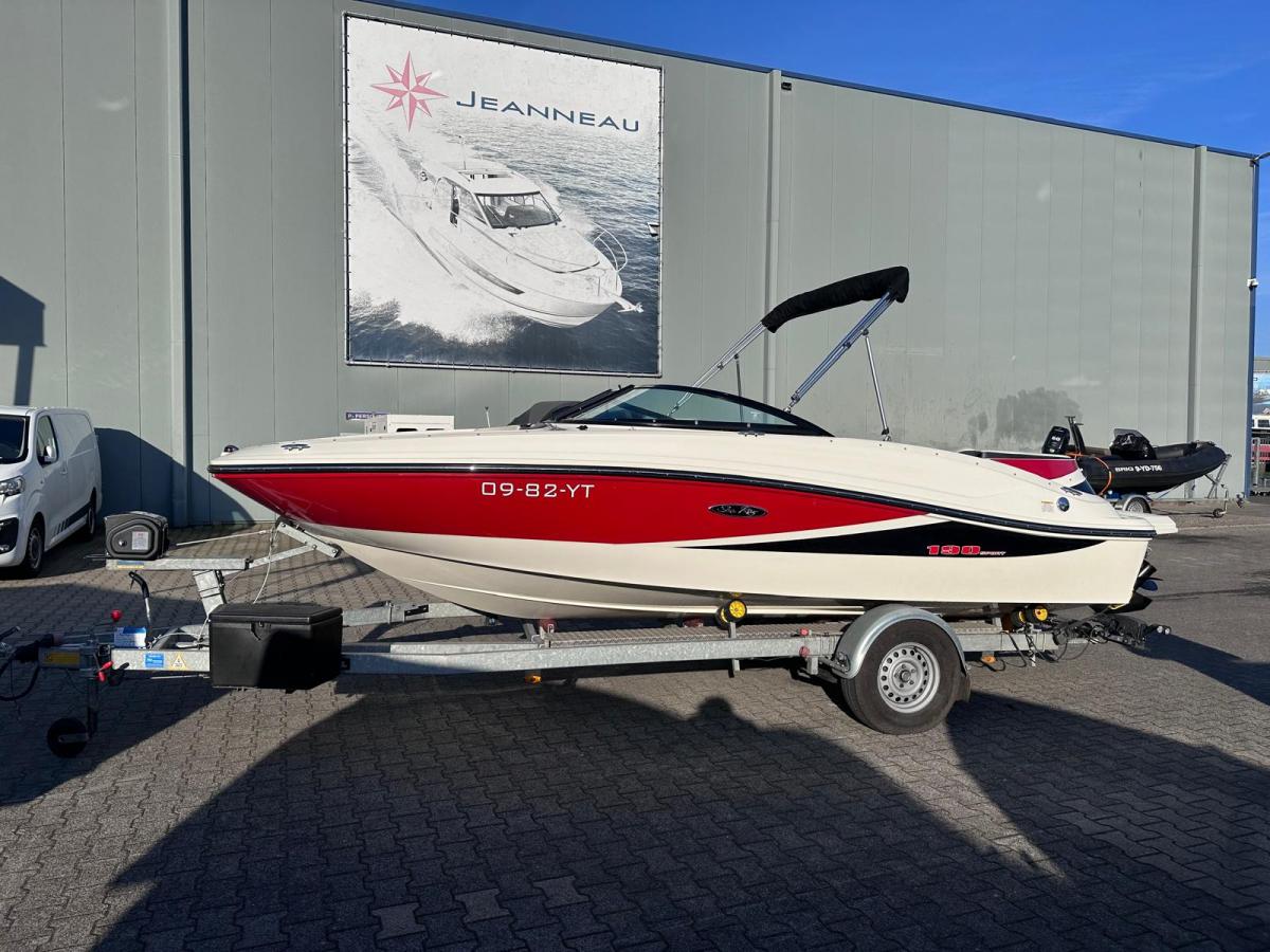 Sea Ray 190 Sport Bowrider hoofdfoto: 1