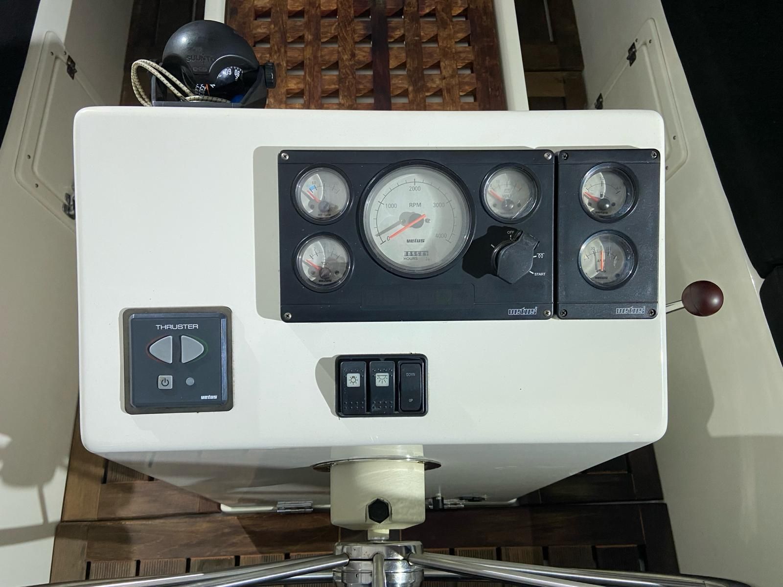 Seafury 700
