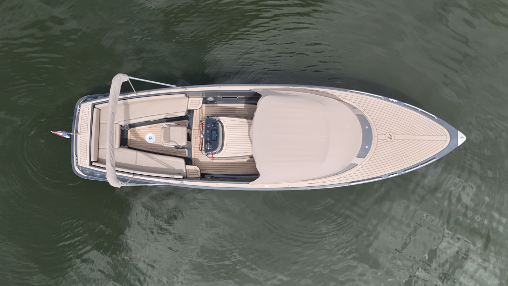 AdmiralsTender C28