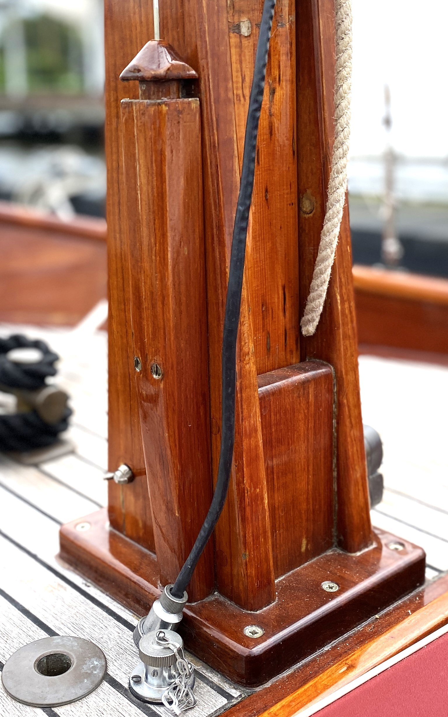 Scherpel Kajuitsloep Teak/ Mahonie